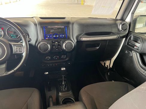 Used 2017 Jeep Wrangler Unlimited Sport w/ Quick Order Package 24S image 15