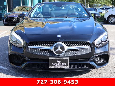 Used 2017 Mercedes-Benz SL 550 image 11