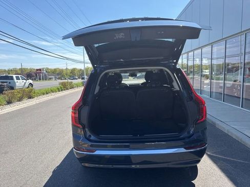 Certified 2025 Volvo XC90 B6 Plus AWD/4WD image 11