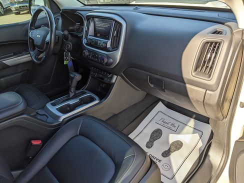 Used 2021 Chevrolet Colorado ZR2 image 13