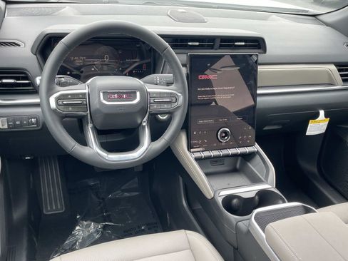 New 2026 GMC Terrain Elevation w/ Elevation Premium Package FWD image 9