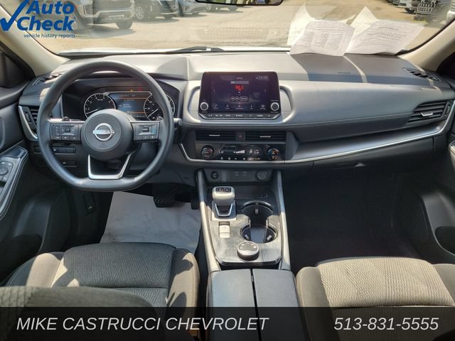 Used 2024 Nissan Rogue SV AWD/4WD image 10