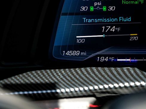 Used 2020 Chevrolet Corvette Stingray Preferred Cpe w/ 2LT Preferred Equipment Group RWD image 20