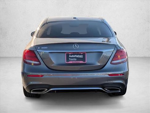 Used 2018 Mercedes-Benz E 300 image 7