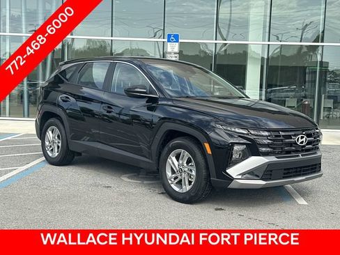 Used 2025 Hyundai Tucson SE FWD image 4