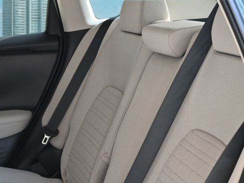 New 2026 Honda HR-V LX image 18