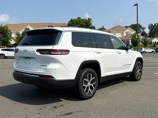 Used 2023 Jeep Grand Cherokee L Limited w/ Luxury Tech Group II AWD/4WD video 2