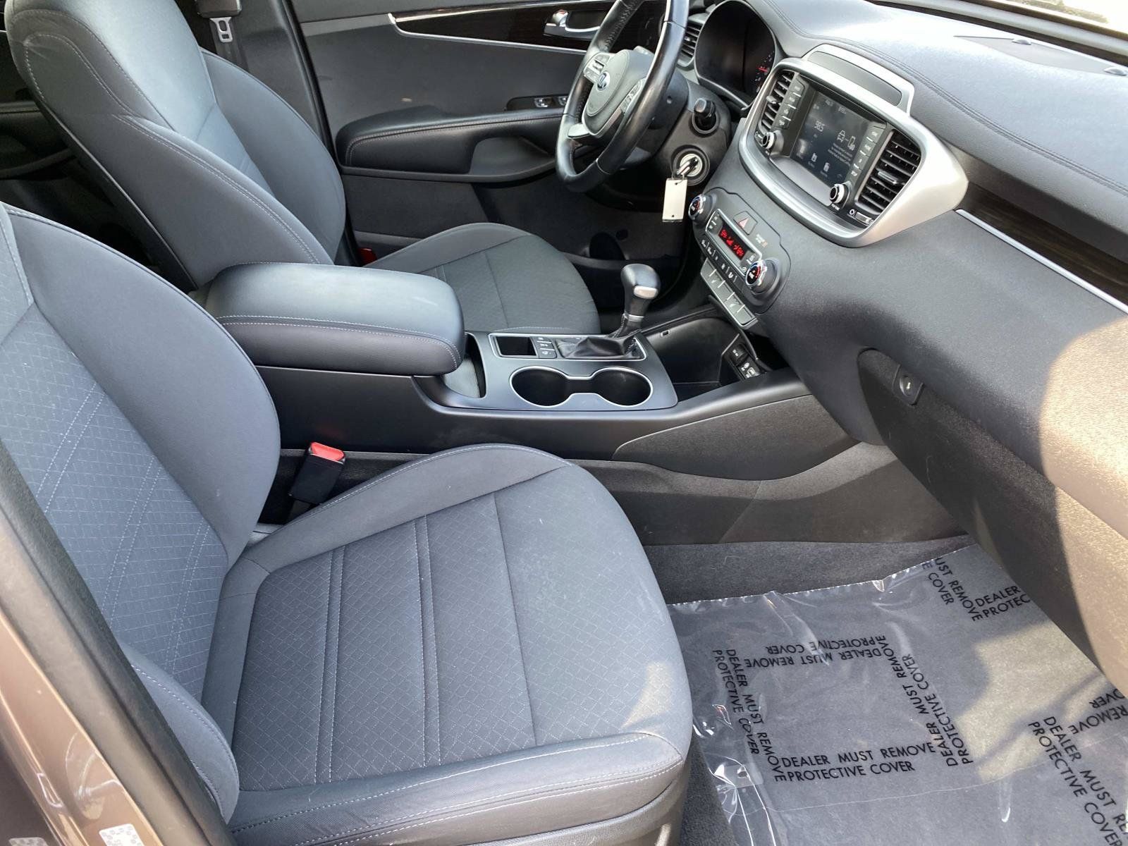 Used 2019 Kia Sorento S AWD/4WD image 23