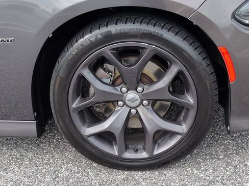 Used 2019 Dodge Charger R/T RWD image 11