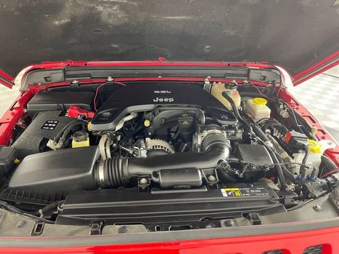 Used 2018 Jeep Wrangler Unlimited Sport S AWD/4WD image 21