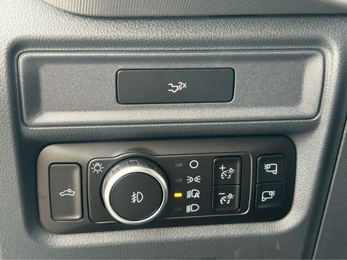 New 2026 Ford F150 Lariat w/ Equipment Group 501A Mid AWD/4WD image 19