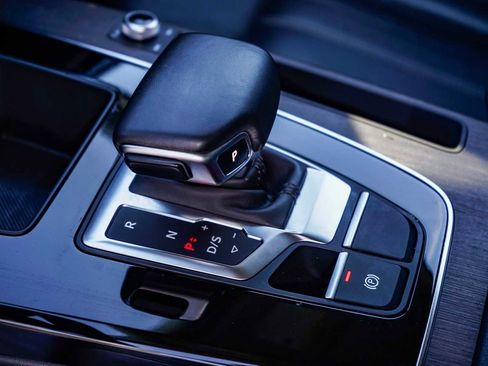 Used 2022 Audi Q5 2.0T Premium Plus image 21