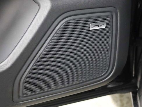 New 2026 Porsche Macan AWD/4WD image 17