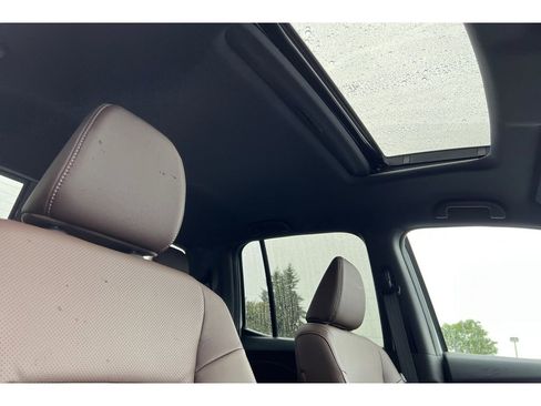 Used 2025 Honda Ridgeline RTL image 18