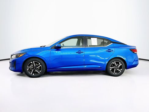 Used 2024 Nissan Sentra SV image 4