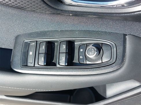 Used 2023 Subaru Outback Premium image 24