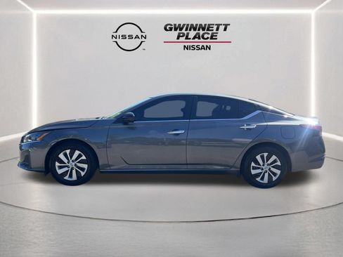 Certified 2025 Nissan Altima 2.5 S FWD image 23