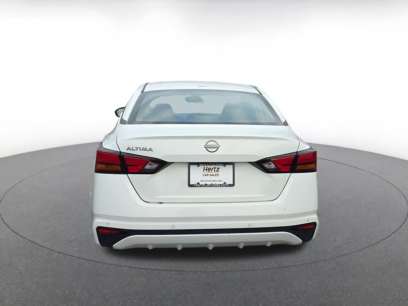 Used 2025 Nissan Altima 2.5 SV FWD image 7