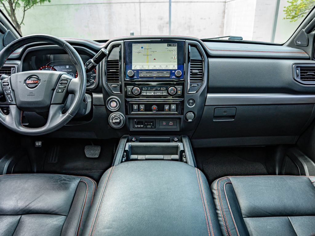 Used 2022 Nissan Titan PRO-4X w/ Pro-4x Convenience Package AWD/4WD image 32
