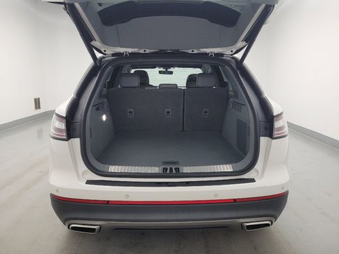 Used 2019 Lincoln Nautilus Reserve AWD/4WD image 29