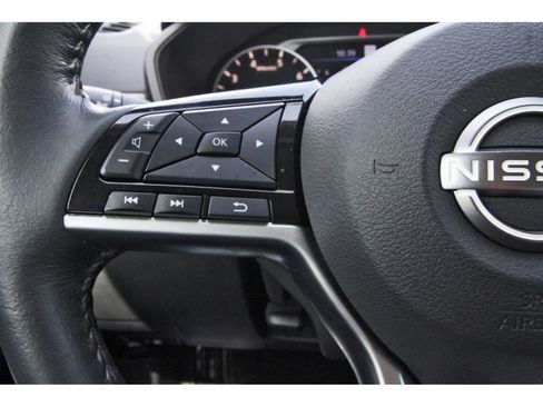 Used 2024 Nissan Altima 2.5 SL FWD image 17