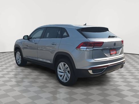 Certified 2023 Volkswagen Atlas Cross Sport SE w/ Panoramic Sunroof Package AWD/4WD image 7