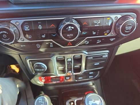 Used 2020 Jeep Wrangler Unlimited Rubicon image 26