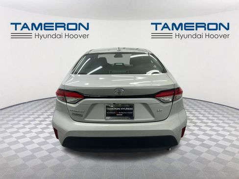 Used 2024 Toyota Corolla LE FWD image 4