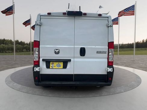 Used 2023 RAM ProMaster 2500 FWD image 6