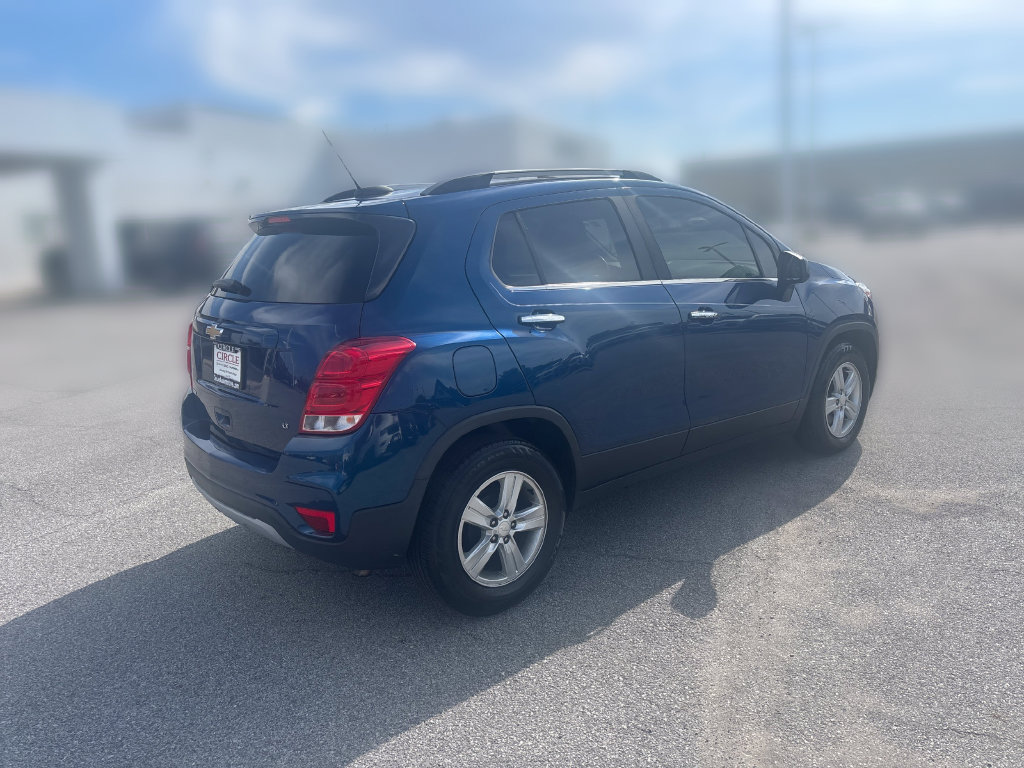 Used 2020 Chevrolet Trax LT w/ Driver Confidence Package FWD image 8