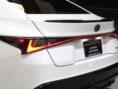 Used 2024 Lexus IS 350 F Sport RWD image 14