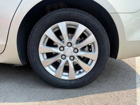 Used 2014 Buick LaCrosse Leather FWD image 8