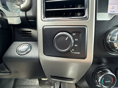 Used 2020 Ford F150 Lariat AWD/4WD image 19