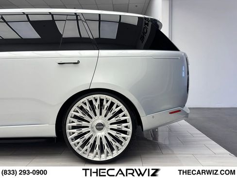 Used 2023 Land Rover Range Rover Long Wheelbase Autobiography AWD/4WD image 18