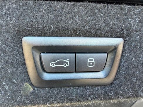 Used 2023 BMW 530i xDrive image 30