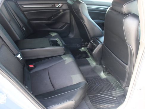 Used 2021 Honda Accord Sport image 17