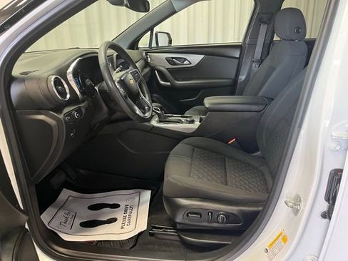 Used 2021 Chevrolet Blazer LT AWD/4WD image 4