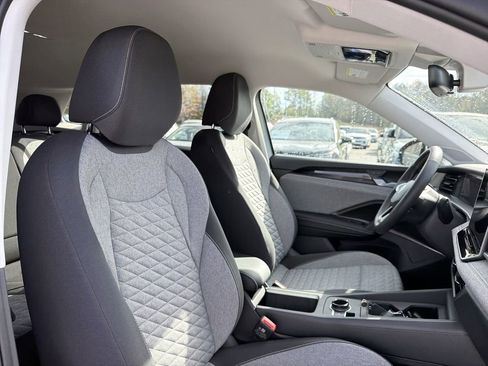 New 2026 Volkswagen Tiguan S image 17