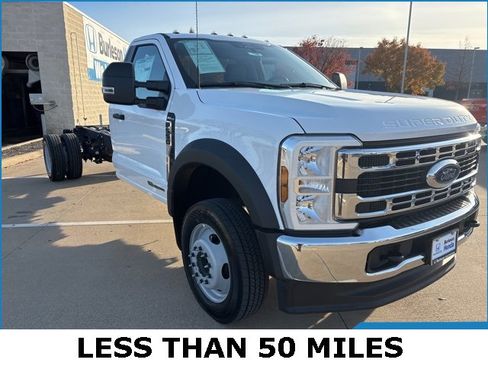 Used 2024 Ford F550 2WD Regular Cab Super Duty image 2