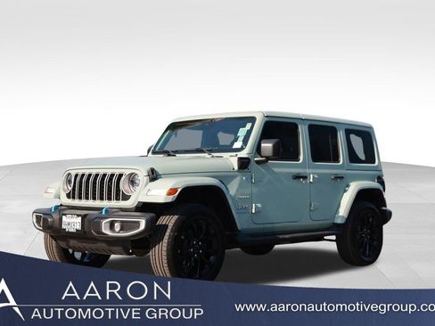 Used 2024 Jeep Wrangler Unlimited Sahara w/ Safety Group AWD/4WD image 1
