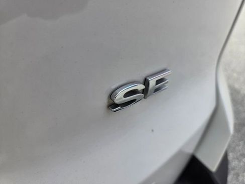 Used 2018 Ford EcoSport SE FWD image 15