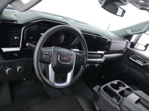 Used 2026 GMC Sierra 2500 SLE AWD/4WD image 17