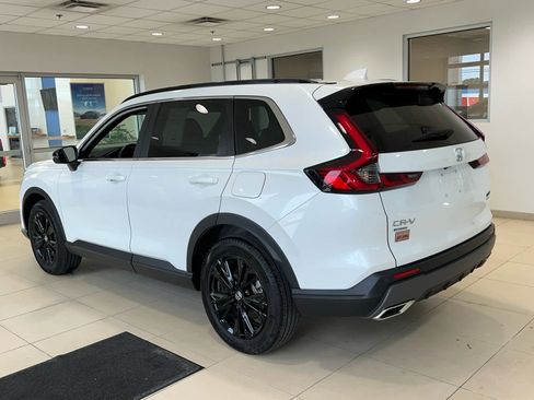Used 2024 Honda CR-V Sport Touring image 8