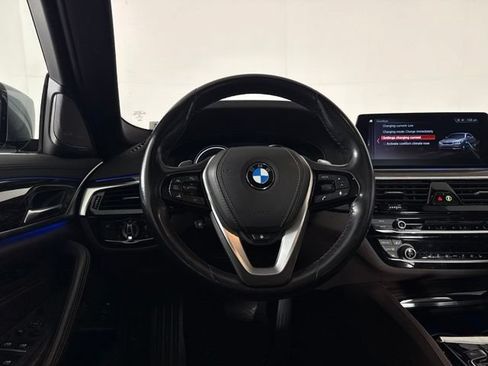 Used 2018 BMW 530e xDrive AWD/4WD image 30