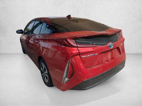 Used 2019 Toyota Prius Prime Advanced FWD image 6