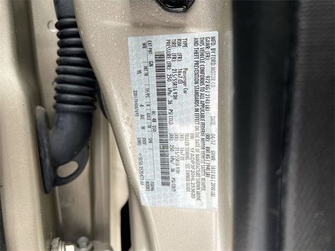 Used 2017 Ford Focus SE w/ Cold Weather Package image 26