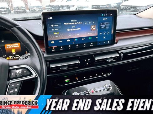 Used 2022 Lincoln Nautilus Reserve image 6