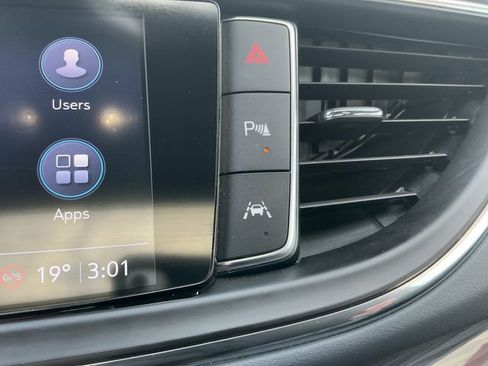 Used 2022 Buick Enclave Essence w/ Experience Buick Package image 55