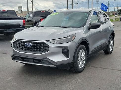 Certified 2024 Ford Escape Active AWD/4WD image 2