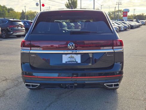 Used 2024 Volkswagen Atlas SEL Premium R-Line image 13